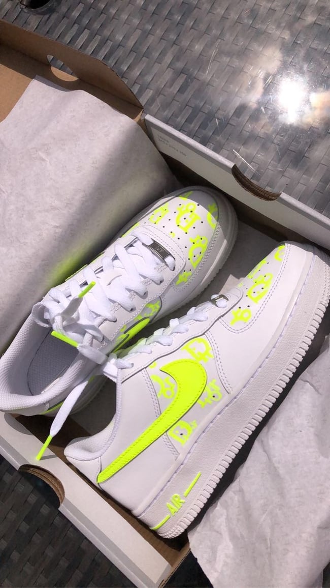 Highlighter yellow air shop forces