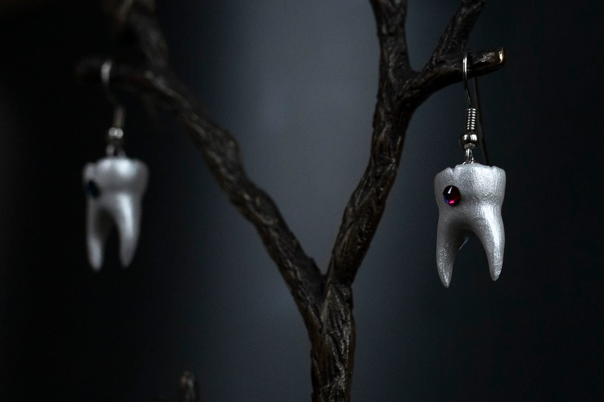PRE-ORDER: Swarovski Tooth Gem 2-Root Molar Earrings in Pearl