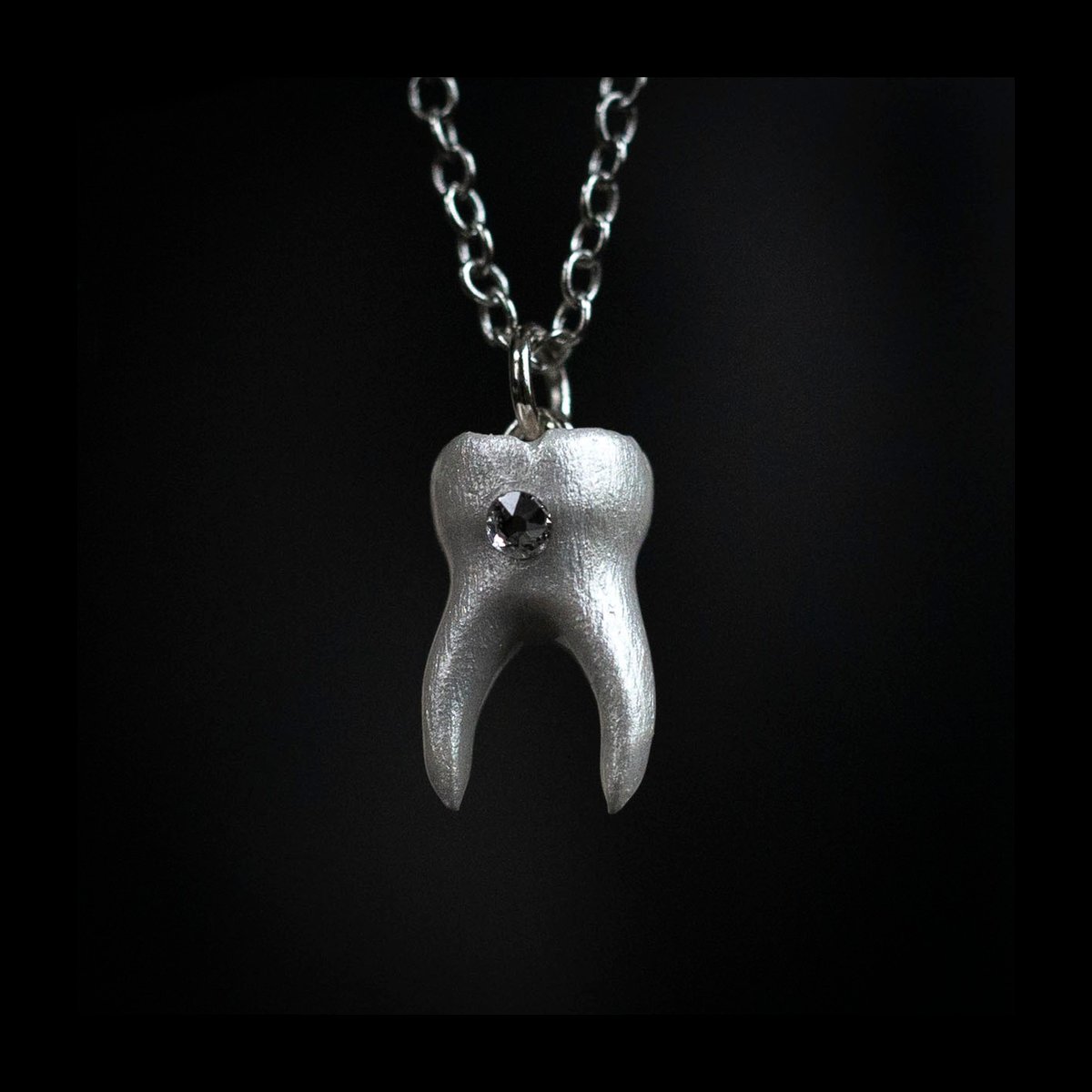 PRE-ORDER: Swarovski Tooth Gem 2-Root Molar Necklace in Pearl