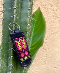 Image 1 of Macrame pattern key ring BLACK