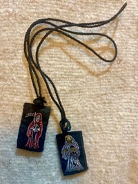 Image 2 of Talisman necklace glitter DEATH