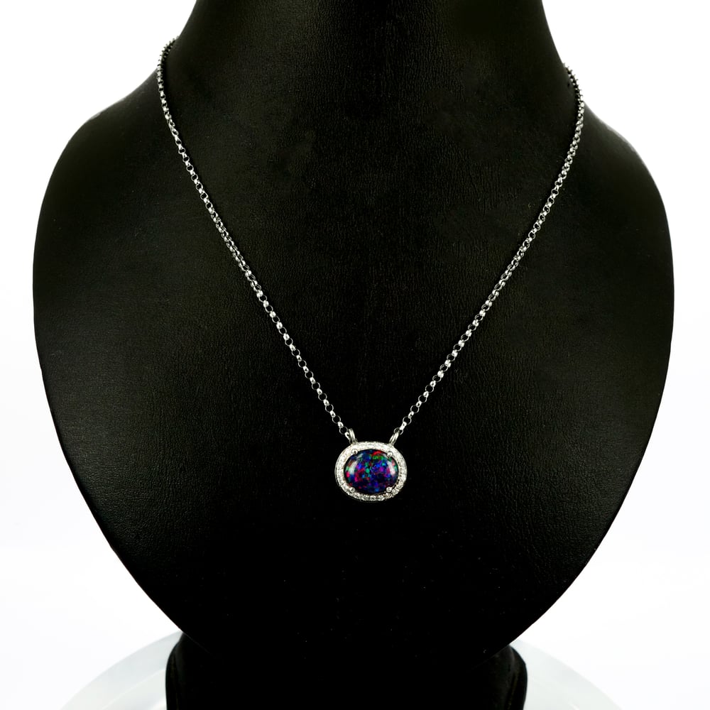 Image of 18ct white gold Black Opal and Diamond set necklet. P0934