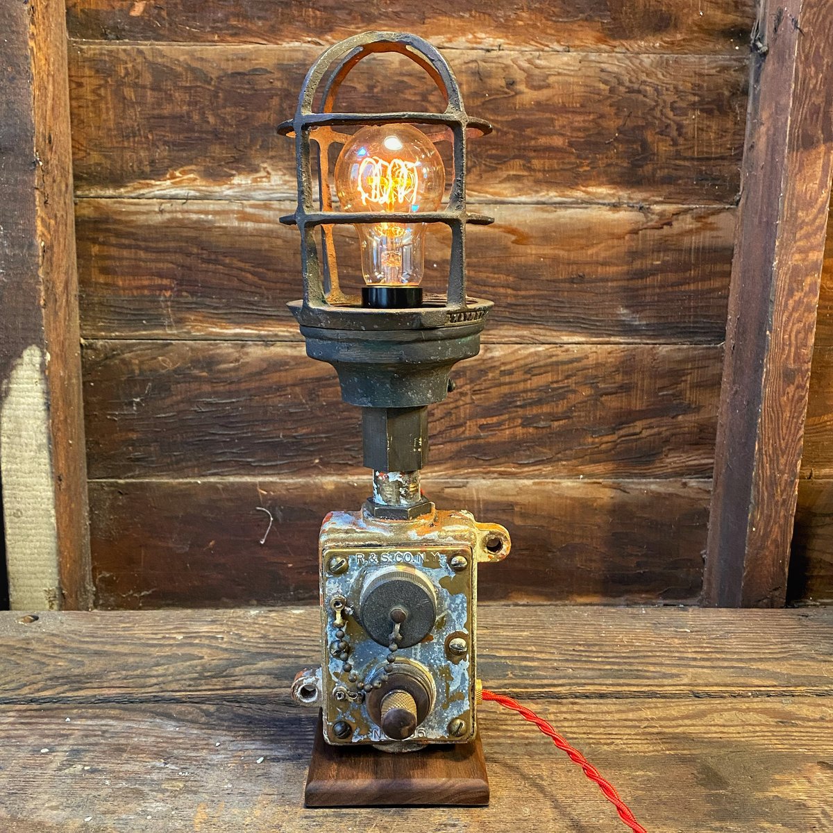 Image of Caged Mariner Lamp w/usb port