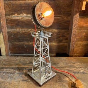 Image of Lionel Beacon Tower Lamp