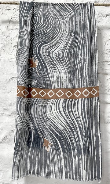 Image of Hawthorn Scarf