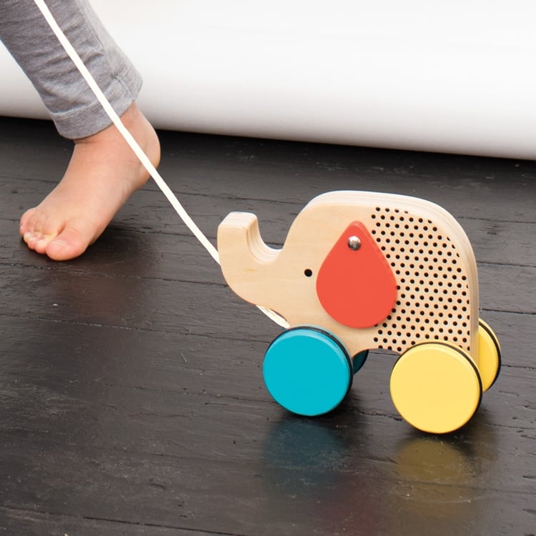 dolce pull along elephant