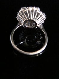 Image 4 of Vintage 18ct 3.00ct diamond cocktail ring, 1ct centre stone ballerina ring