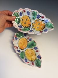 Image 3 of leaf shaped soap dish