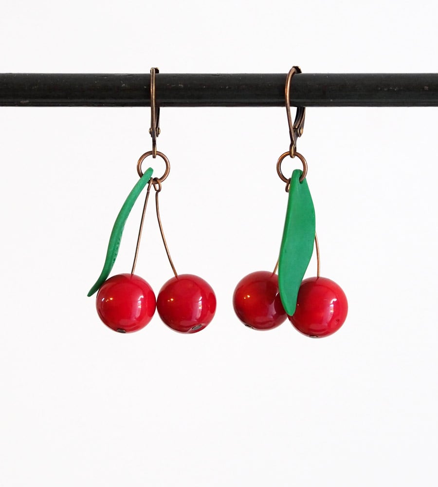 Image of Les Cerises - Boucles Classiques Grand Modèle - Fantaisie