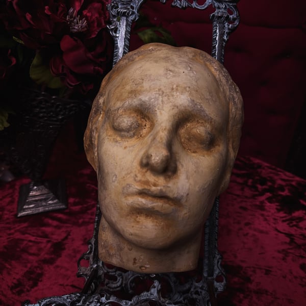 Image of Death Mask of Young Woman