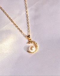 Image 2 of 18k "Sailor-Moon" Necklace 