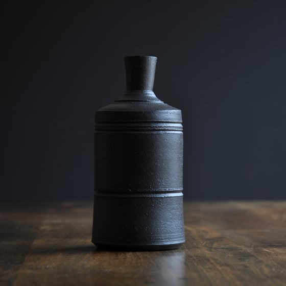 Image of Black Bottle 002