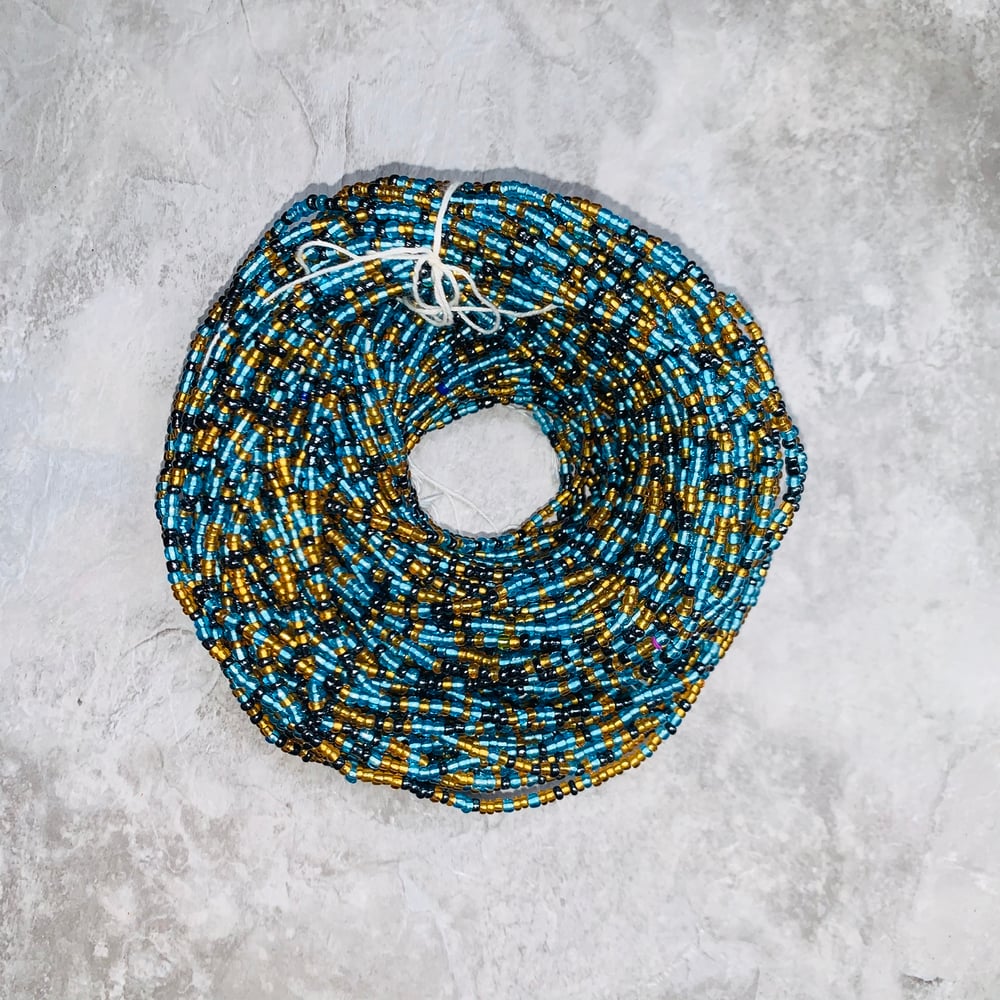 Image of Light Blue, Gold, and Black XL Tie Waist bead 