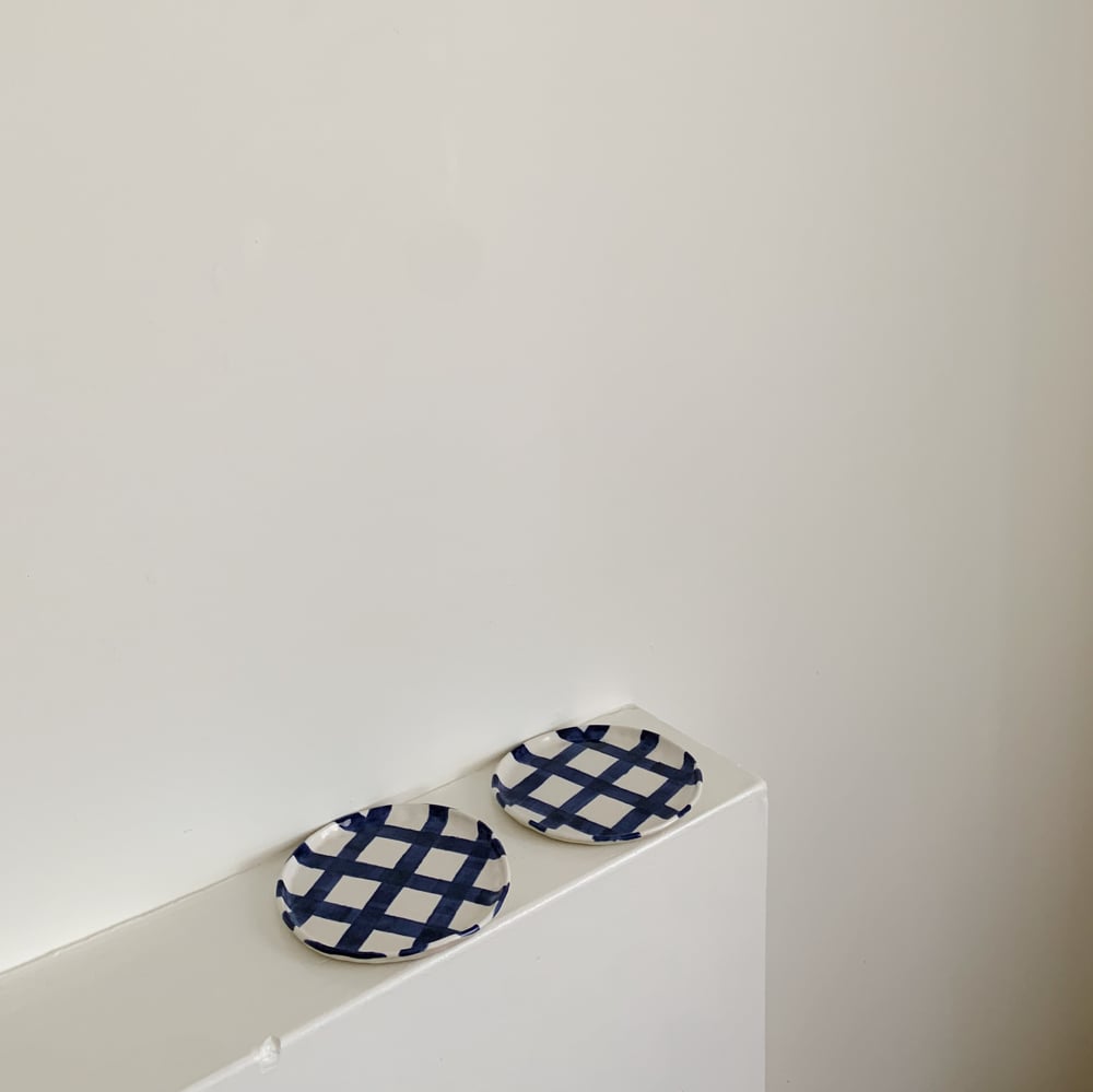 Image of Blue check snack plates (a pair)