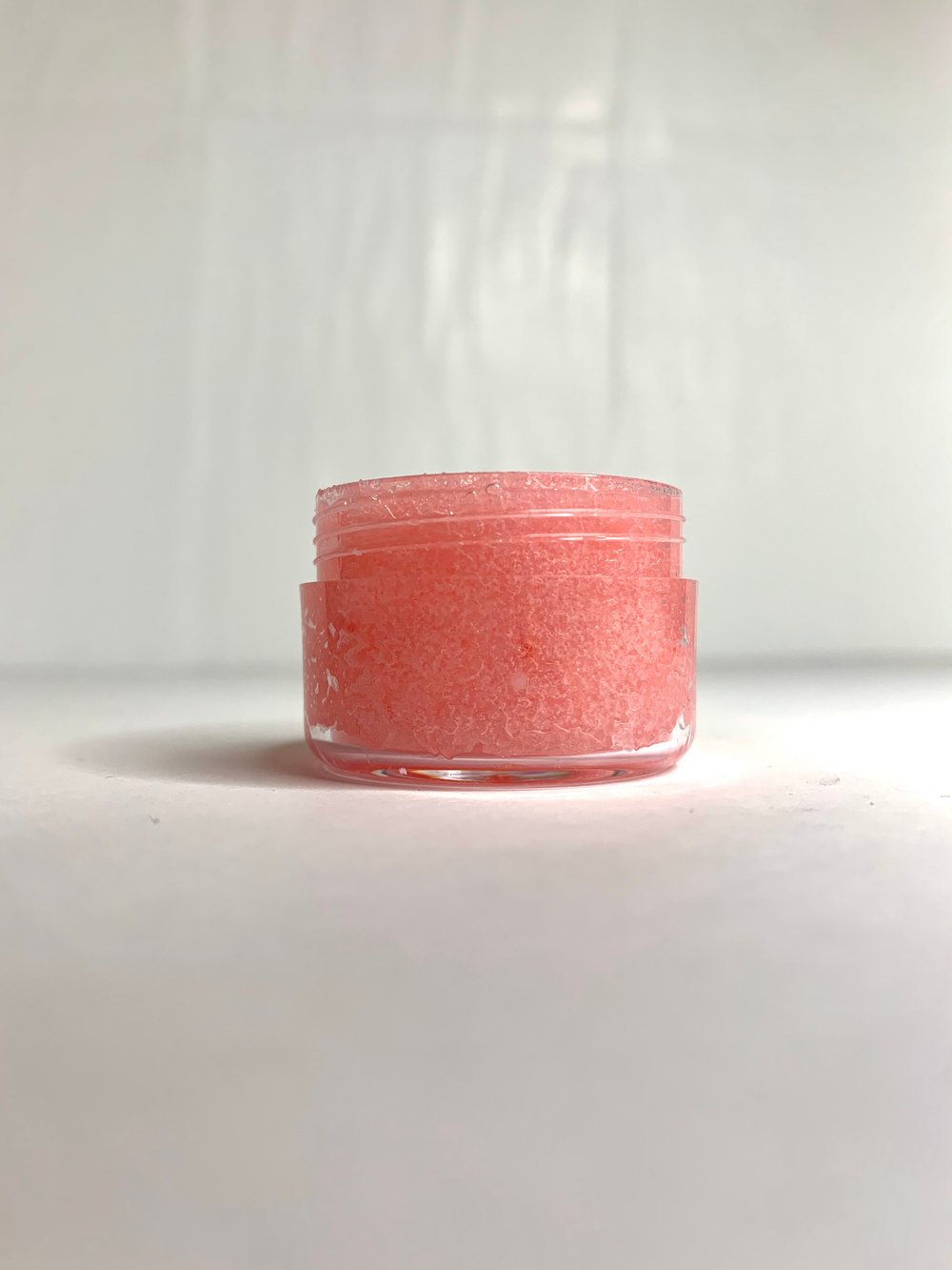 Image of Strawberry- kiwi lip scrub 