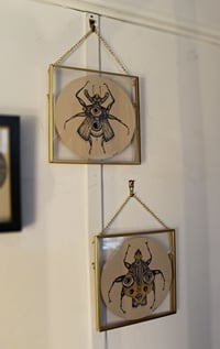 Image 4 of "L'exploratrice" dessin original encadré