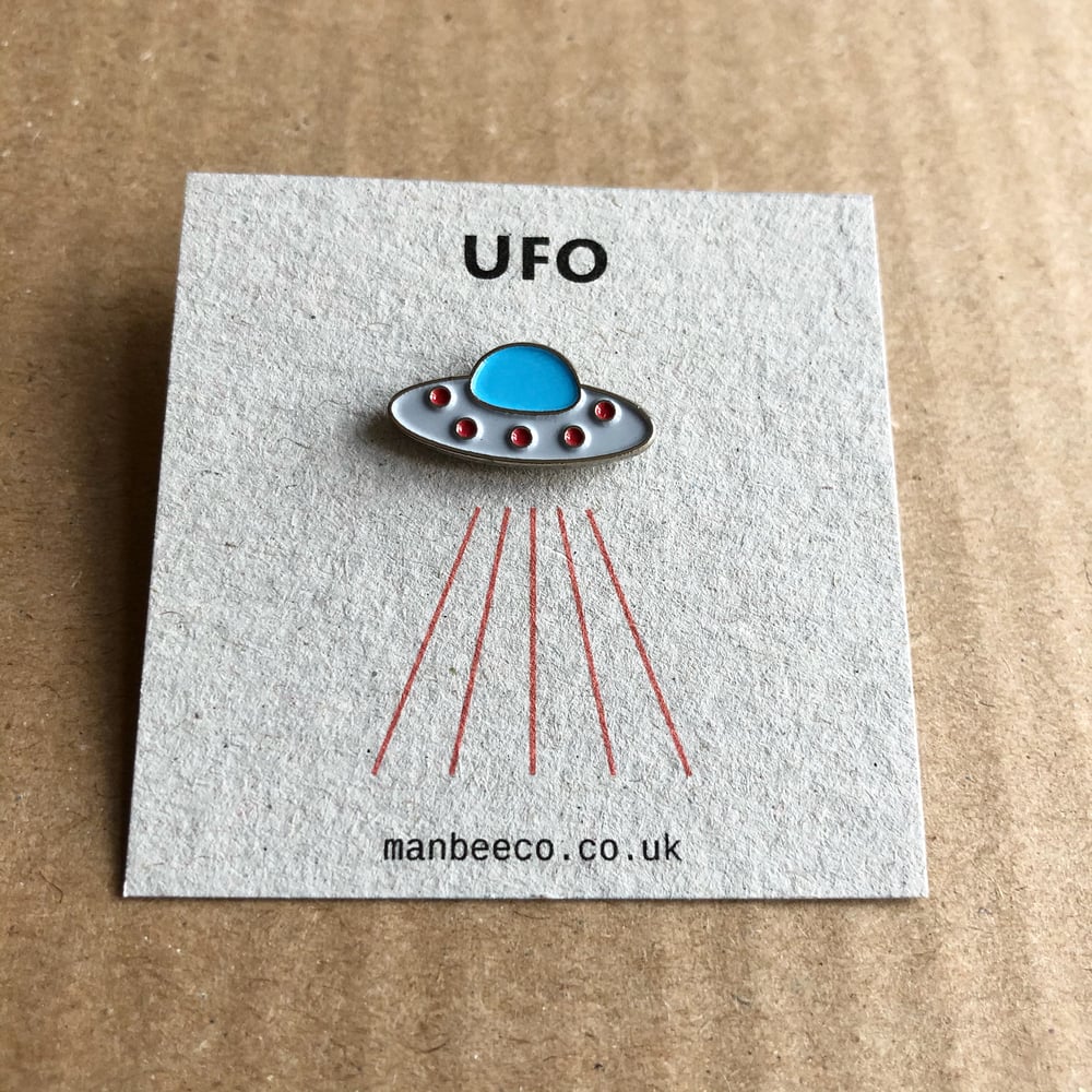 Image of UFO enamel pin badge