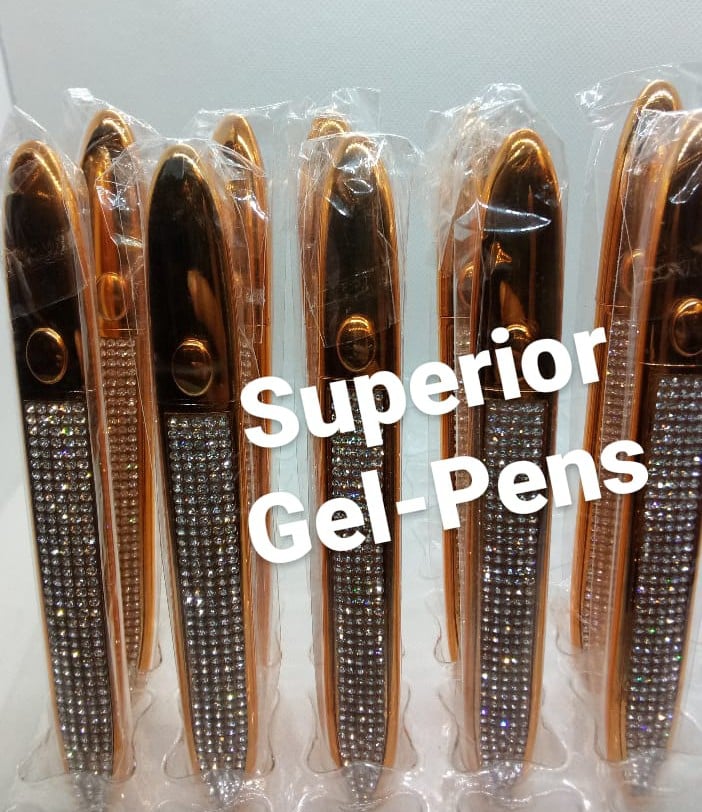 SUPERIOR 2-IN-1 WATERPROOF ADHESIVE EYELINER