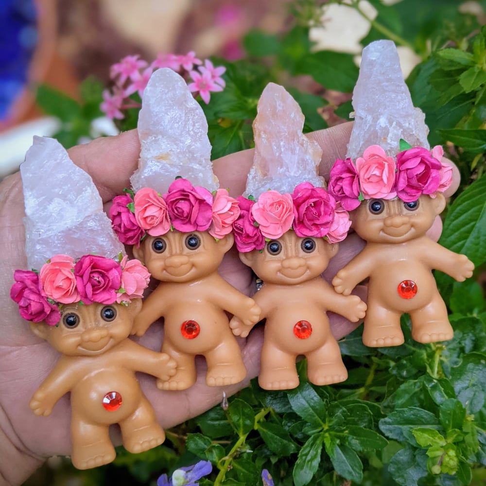 MADE TO ORDER: Rose Quartz Crystal Troll Shorty with Flower Crown 4"