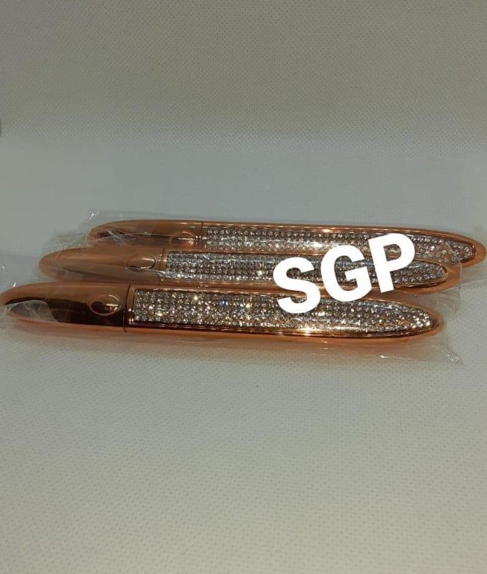 SUPERIOR 2-IN-1 WATERPROOF ADHESIVE EYELINER