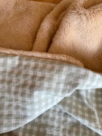 Image 2 of COUVERTURE HIVER VICHY VERT SAUGE