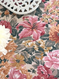 Image 5 of Nappe fleurs 206x137