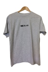 Image of DRAG EMBROIDERED TEE <BR> GREY