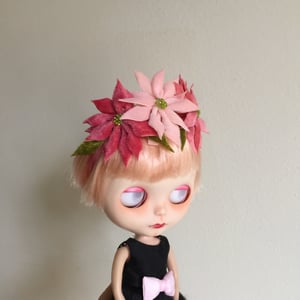 Image of Poinsettia Headband for Neo Blythe Dolls 1