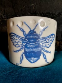 Image 2 of ‘Bee beautiful” honeycomb indent porcelain votive holder