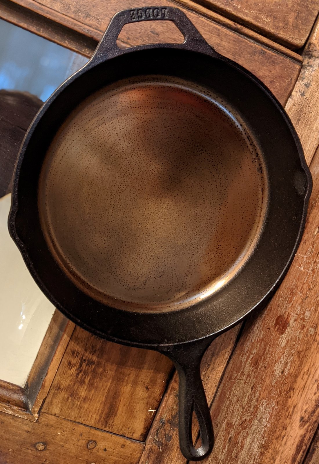 Smooth ground Cast Iron Pan 10.25 Inch
