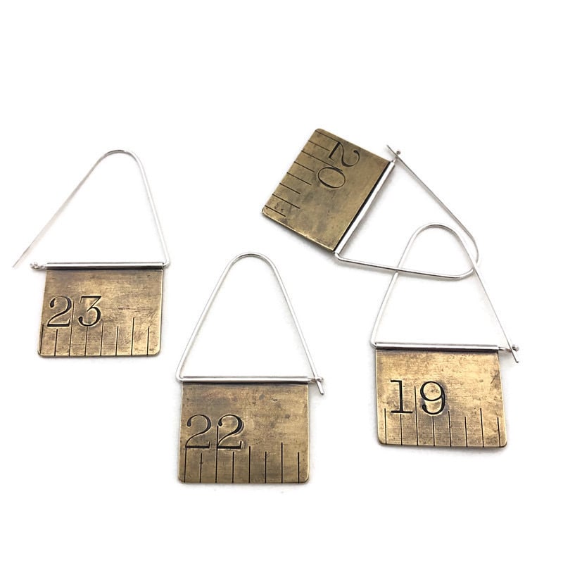 Image of Brass ruler swing hoops, lg  