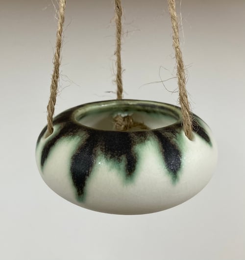 Image of Tiny hanging planter