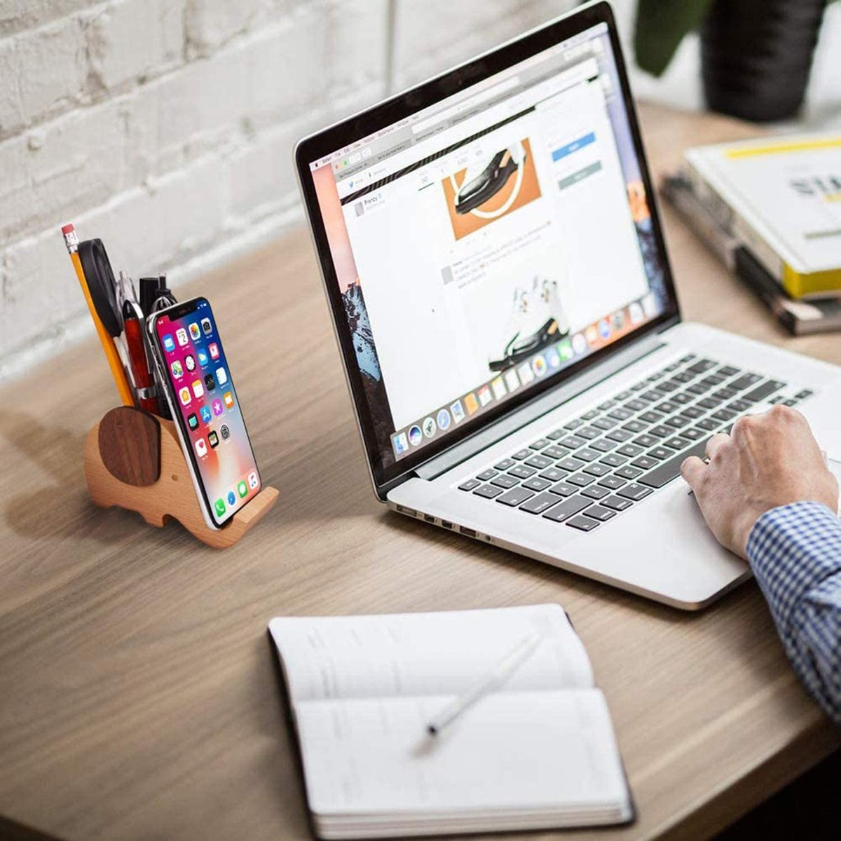 Image of Desk Mobile Holder and Pen Container