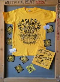 Image 1 of A Slice of Pizza HATE T-shirt GIALLA