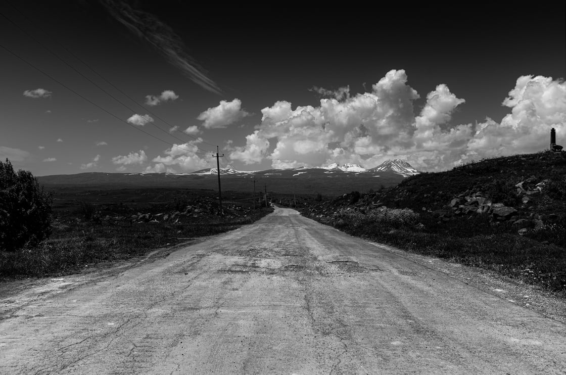 Image of "Road to Yerevan" / 30cm x 40cm / Print I Ltd. Edition 50