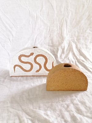 Image of Raw Arc Vase - Small