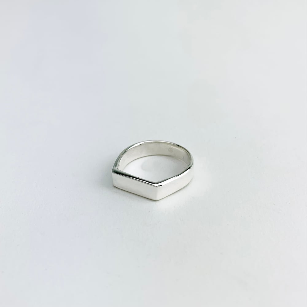 Image of Thin Signet Ring