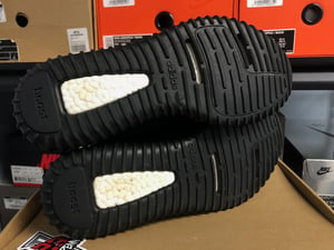 Image of adidas Yeezy Boost 350 "Pirate Black" *PRE-OWNED*