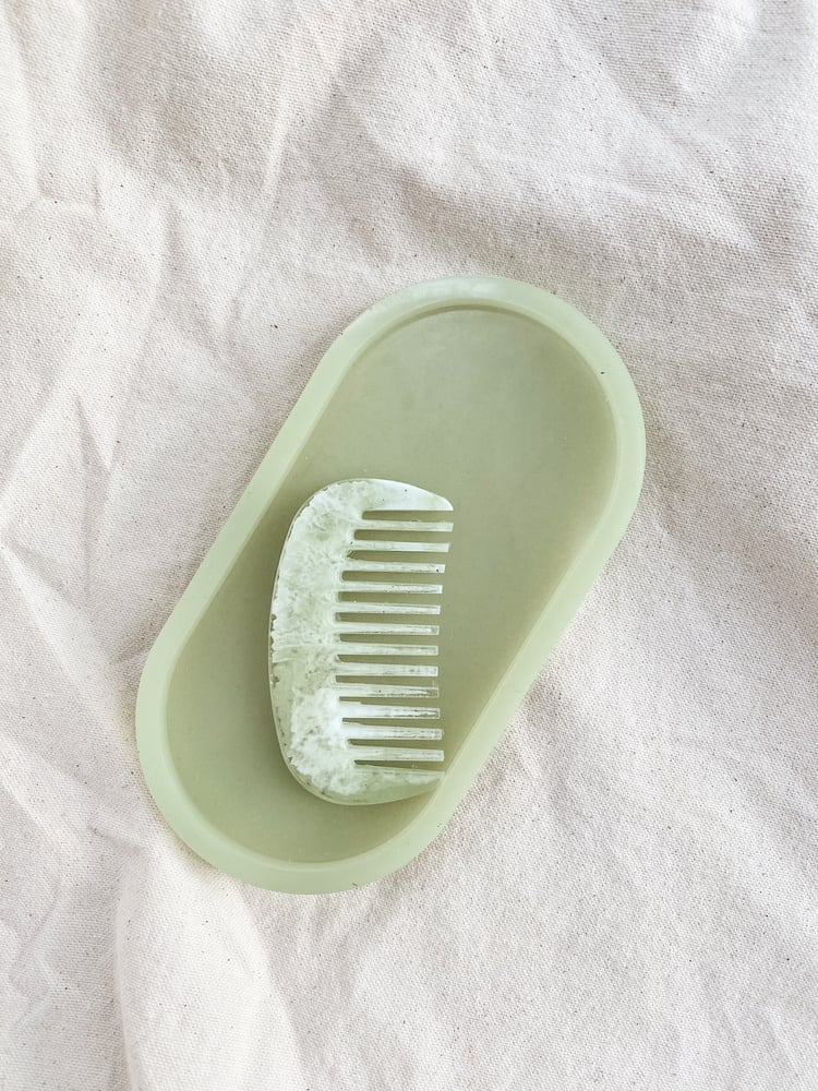 Image of Honey Dew Tray and comb set 