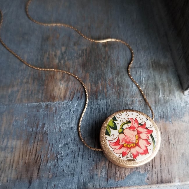 Florentine Coin Necklace (Pink + Coral)