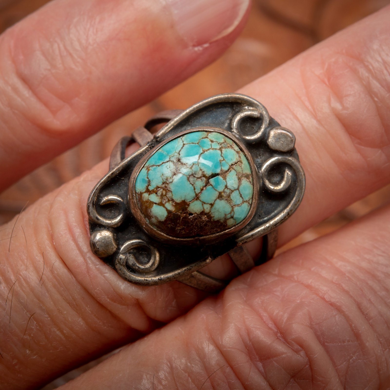 Vintage Southwestern 2024 Sterling silver Turquoise Ring size 6.5