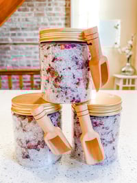Image 3 of VANILLA ROZ BATH SALTS