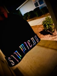SIN MIEDO HOLOGRAPHIC BEANIE