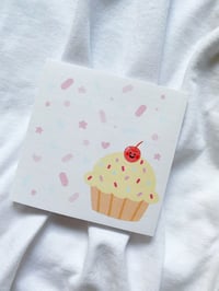 Image 2 of Cupcake grid sticky notes