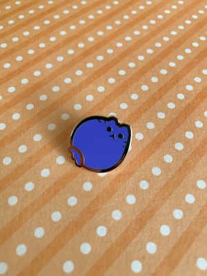 Blueberry Cat Mini Enamel Pin