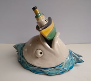 Huge fish catches a boat