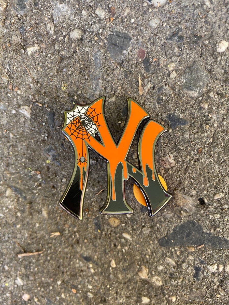 Jaetips — Savior Yankee Halloween Yankee drip pin