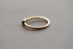 Image of 18ct gold, hexagonal dark grey diamond ring IOW162
