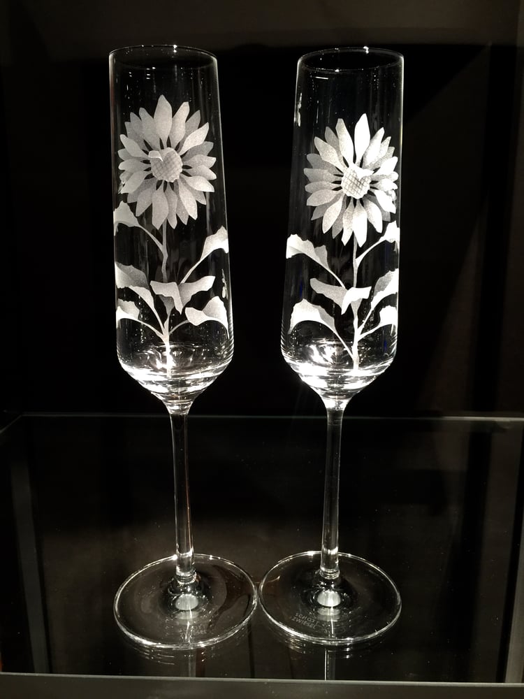 Image of Sunflower Champagne Flutes