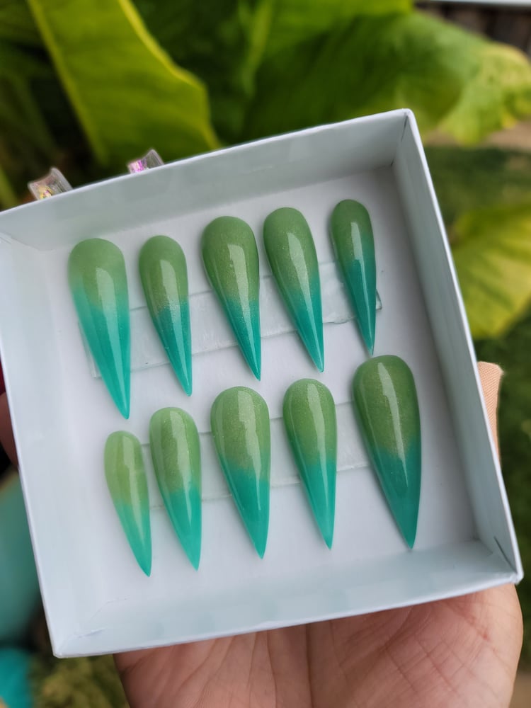 Image of XL TAPERED STILETTO Acrylic Press-Ons